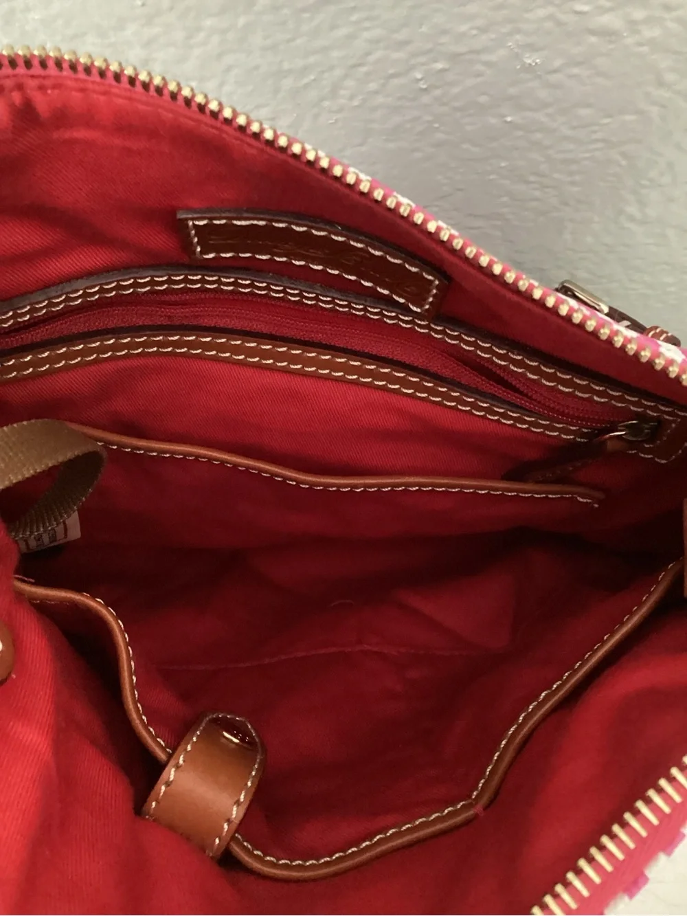 Dooney & Bourke stylish pink